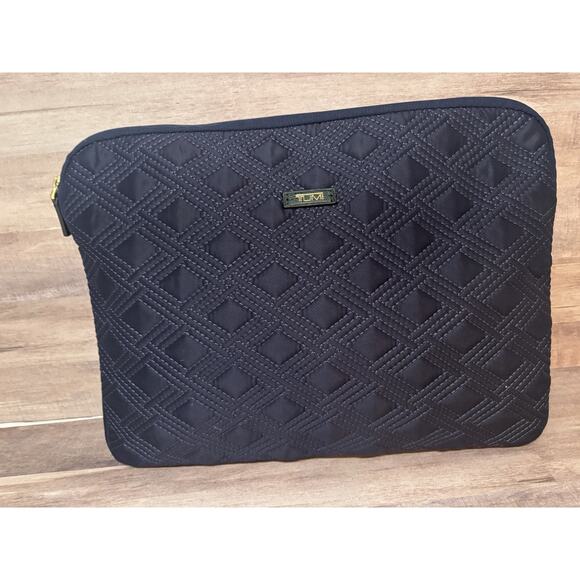 Tumi Laptop Sleeve Quilted Navy Blue Computer Case In Exc Cond - Picture 5 of 10